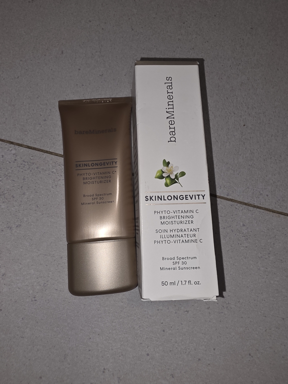 bareMinerals  Skinlongevity Brightening Moisturizer
